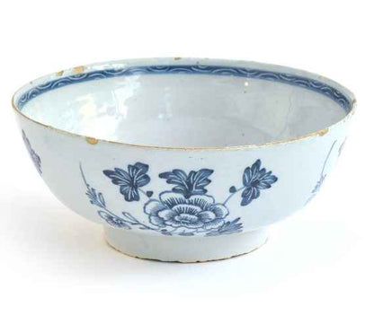 English School - Delftware Bowl, glazed Delft pottery, 18th century - Darnley Fine Art